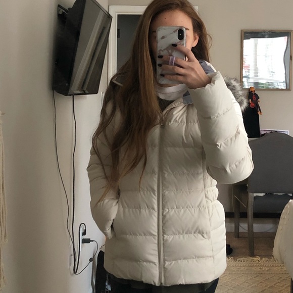 The North Face Puffer Jacket - Picture 3 of 5